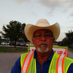 Meet your Posher, Aaron